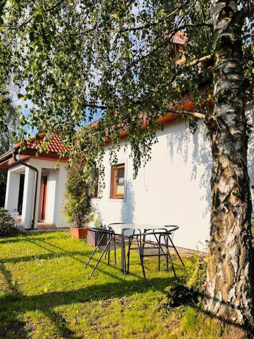 Apartman Se Zahradou 20 Minut Do Centra Prahy Orech Bagian luar foto